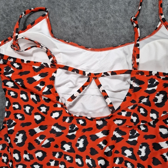 Women's Red Leopard Print One Piece Swimsuit Cutout Back Swimwear Bathing XL - Picture 4 of 6